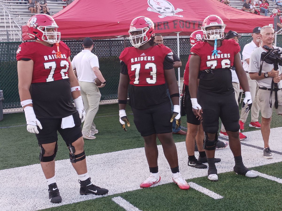 NathanDominitz's tweet image. Covering @savcps football game vs. #FellowshipChristian. @PrepSav @KDSportsReport @OfficialGHSA