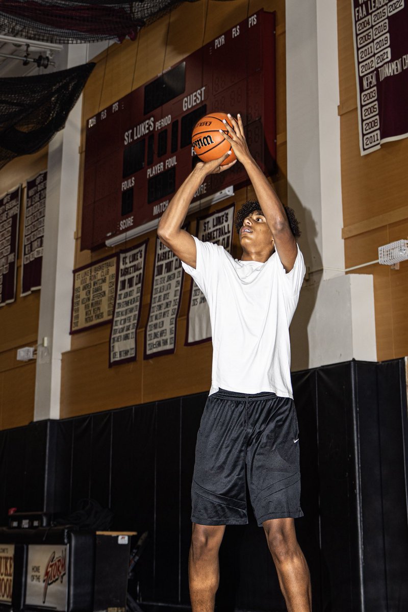 St. Luke's Boys Hoops ⚡️🏀 tweet media
