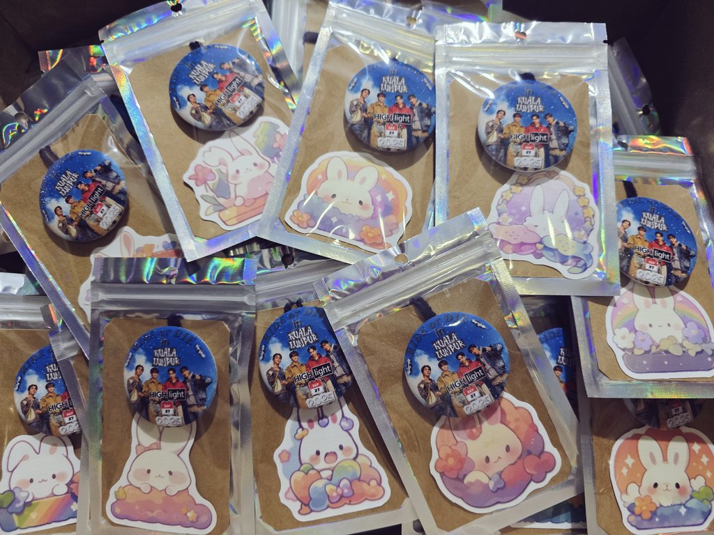 HIGHLIGHT RIDE OR DIE in MALAYSIA 2025

freebies by <a href="/Sarahzalaini228/">Kim_S4r4</a> 

📍 Idea Live Arena, 27 Sept (TBA)

💌 RT and like this tweet 💓
💌 Just say hi to me 🤭

#HIGHLIGHTinKL #HIGHLIGHTinMY #HIGHLIGHT #BEAST #RIDE_OR_DIE_IN_KL #RIDE_OR_DIE_IN_MALAYSIA