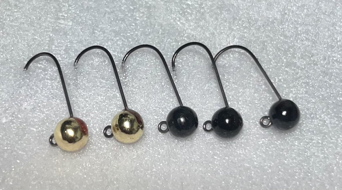 久々にジグヘッド作成。
今回から黒玉採用もw

#アジング