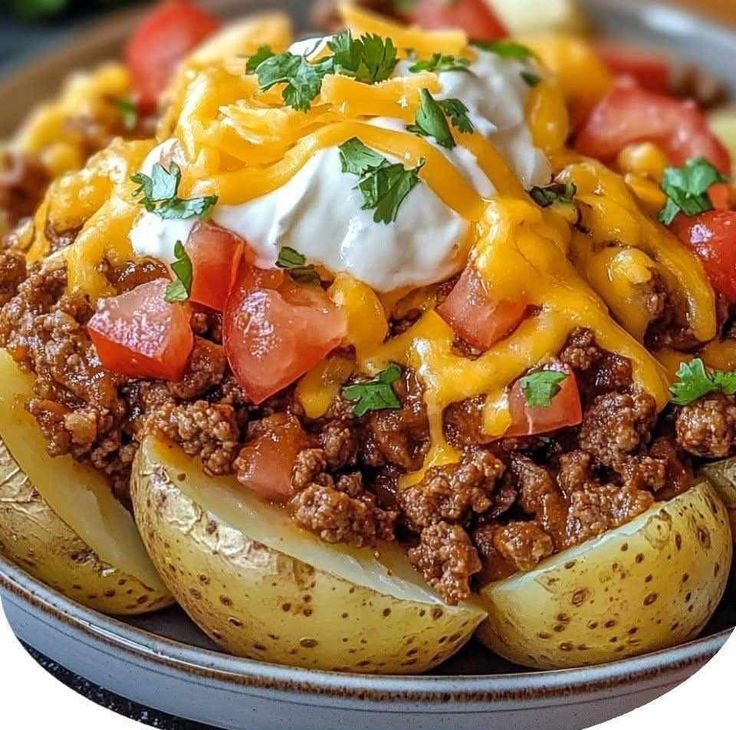 Cheesy Taco Potatoes 🌮 

#Foodie