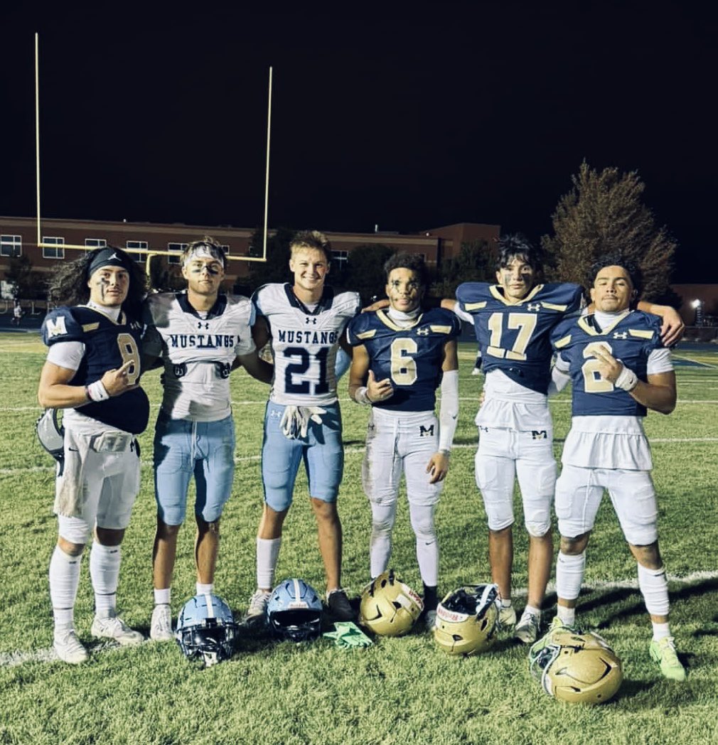 Team Full Gorilla (@teamfullgorilla) on Twitter photo Another great game between these 2 teams all the boys played well <a href="/TeamFullGorilla/">Team Full Gorilla</a> 27’ QB <a href="/KoaDietrich8/">Koa Dietrich</a> 26’ ATH <a href="/brady_warren11/">Brady Warren</a> 27’ ATH <a href="/Levi_Rillos/">Levi Rillos</a> 26’ ATH <a href="/KevinJLewis6/">Kevin Lewis</a> 28’ ATH <a href="/ValArrastia/">Valentin Arrastia</a> & 26’ <a href="/AmareKyle1/">Amare Kyle</a> stay to the code FAMILY🦍🏈💯 #ballers #ifyouballyoullgetthecall Another great game between these 2 teams all the boys played well <a href="/TeamFullGorilla/">Team Full Gorilla</a> 27’ QB <a href="/KoaDietrich8/">Koa Dietrich</a> 26’ ATH <a href="/brady_warren11/">Brady Warren</a> 27’ ATH <a href="/Levi_Rillos/">Levi Rillos</a> 26’ ATH <a href="/KevinJLewis6/">Kevin Lewis</a> 28’ ATH <a href="/ValArrastia/">Valentin Arrastia</a> & 26’ <a href="/AmareKyle1/">Amare Kyle</a> stay to the code FAMILY🦍🏈💯 #ballers #ifyouballyoullgetthecall