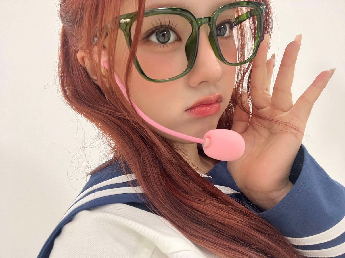 UNIS_offcl's tweet image. ✨💖 世界で一番大好き ! 🩵🤓

#UNIS #유니스 
#ELISIA #엘리시아