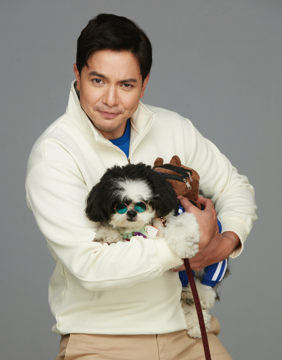 jamgyoobi's tweet photo. Sharing some behind the scenes from the Alden x White Flower shoot... with the ✨ STAR ✨of the show:

Taco 🐶🌮

He literally went "UY MAY ASO!!" 
syempre, di magpapatalo si taco, may shades yan shea 😎 https://t.co/MxzqcbLZ2H