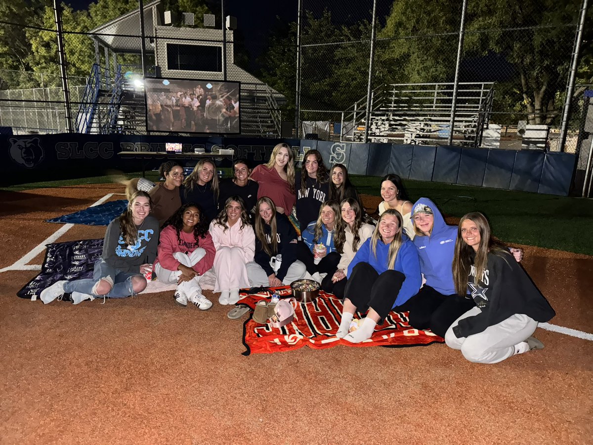 Field Movie Night 💙
