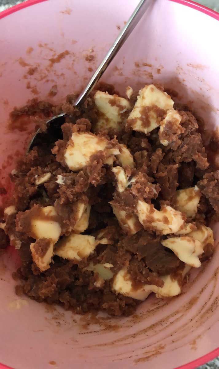 秋はやはり栗ですわね
バターとこねくりあわせてやりますわよ…