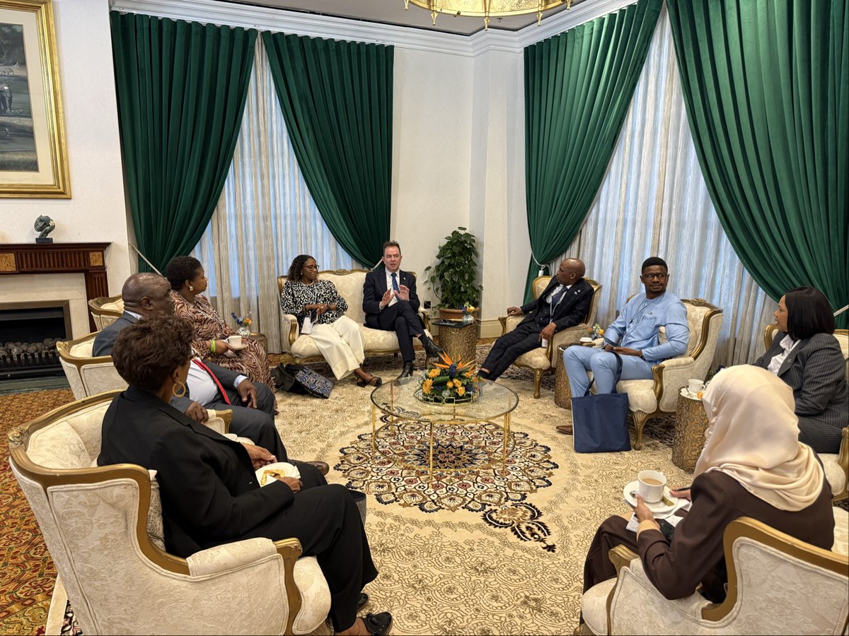 COL4D's tweet image. Thank you to Ministers from across the 56 Commonwealth member states who joined the Ministerial Panels at #PCF11BW.
Their leadership helps shape policy on employability, micro-credentials &amp;amp; the aspirations of small states , turning dialogue into action.

@peter_scott 
@sajaziz…