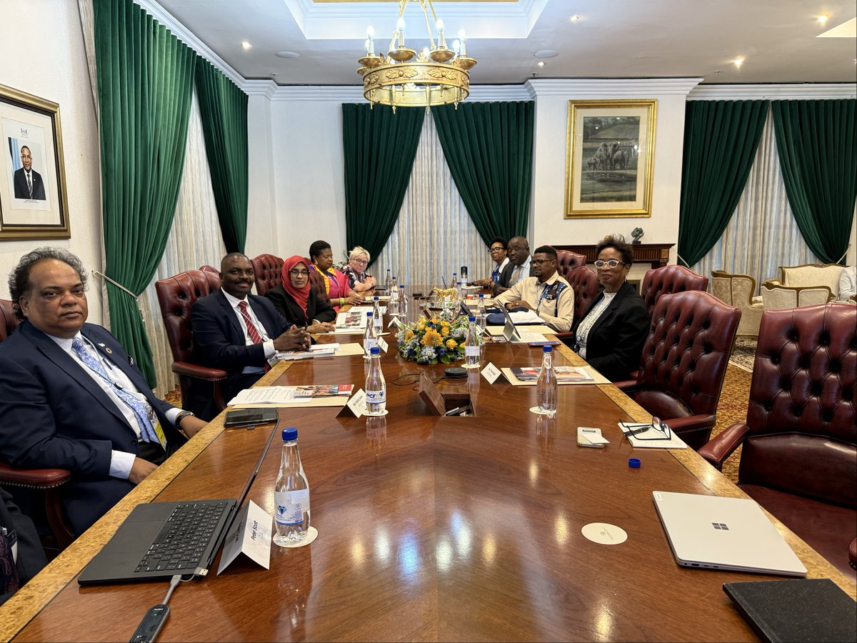 COL4D's tweet image. Thank you to Ministers from across the 56 Commonwealth member states who joined the Ministerial Panels at #PCF11BW.
Their leadership helps shape policy on employability, micro-credentials &amp;amp; the aspirations of small states , turning dialogue into action.

@peter_scott 
@sajaziz…