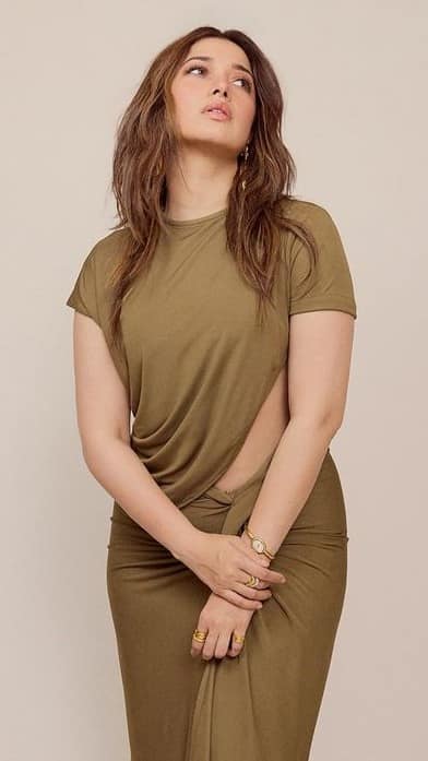 SooriyanFMlk's tweet image. அழகே பூமி நனைக்கும் சாரல் மழையே நீதான்....
#Thamana#Tamilactress#Gallery#SooriyanFm#