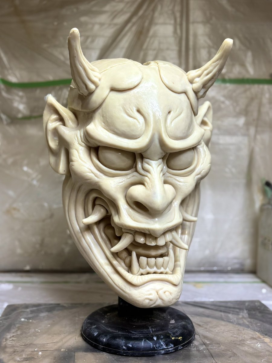 asomegane1's tweet image. I did a test cast and the results were good 👹👍 The work continues on to the next step.テスト抜きです。ひとまず問題無さそうなので、次の工程に進みます👹
#sculpture #artwork #casting #resinsculptures