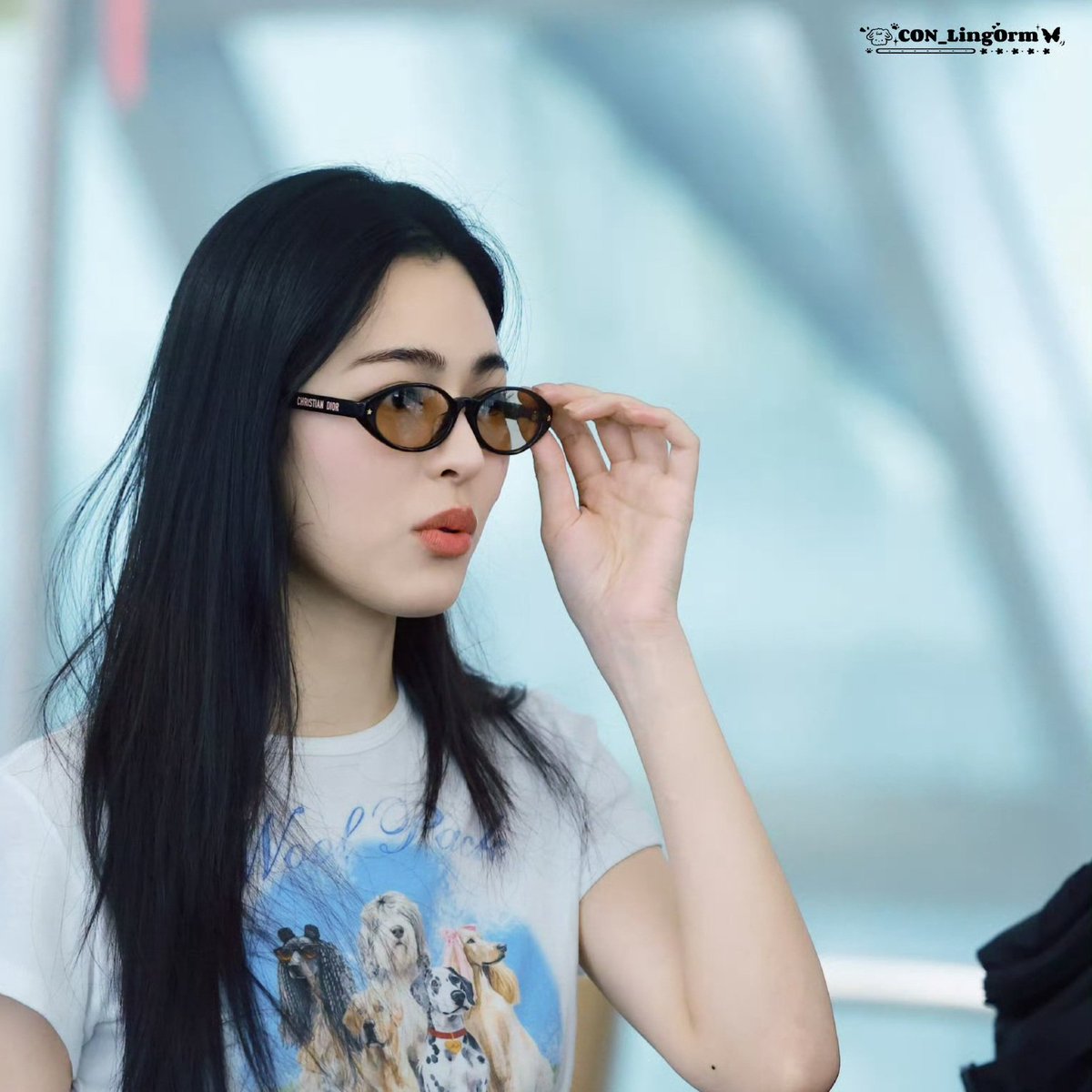 피맴
오늘 세상이 왜 이렇게 노랗죠?