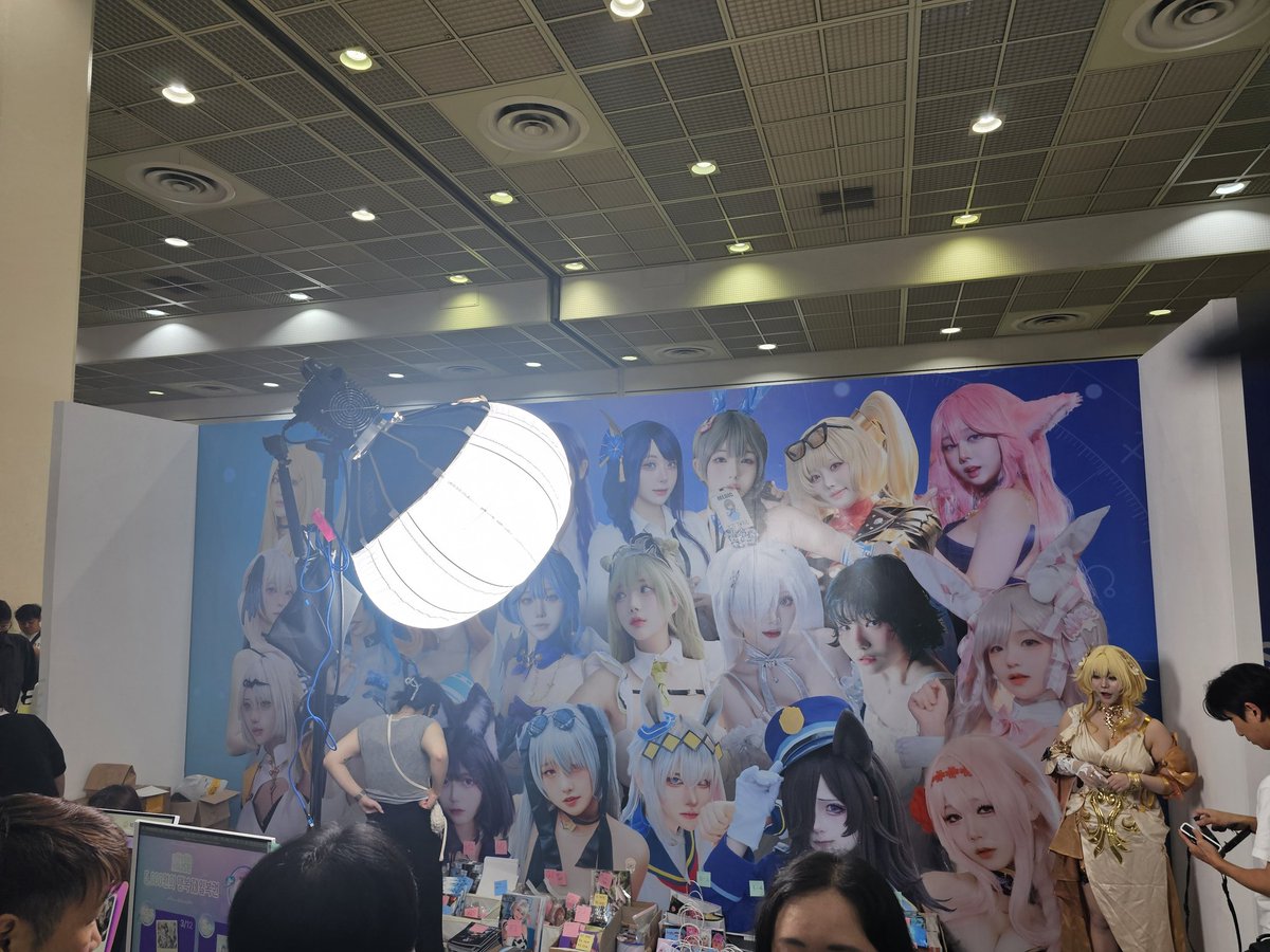 yoon_seokyongsy's tweet image. 오늘 팝콘에서 미스틱뮤즈에 자몽님 뵈러왔습니다
#미스틱뮤즈 #mymu #서울팝콘