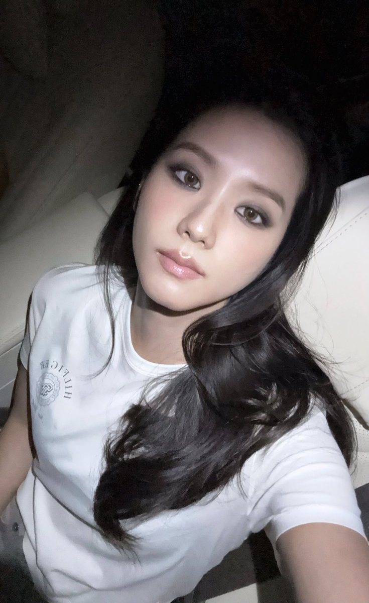 JISOO OH MY GOD