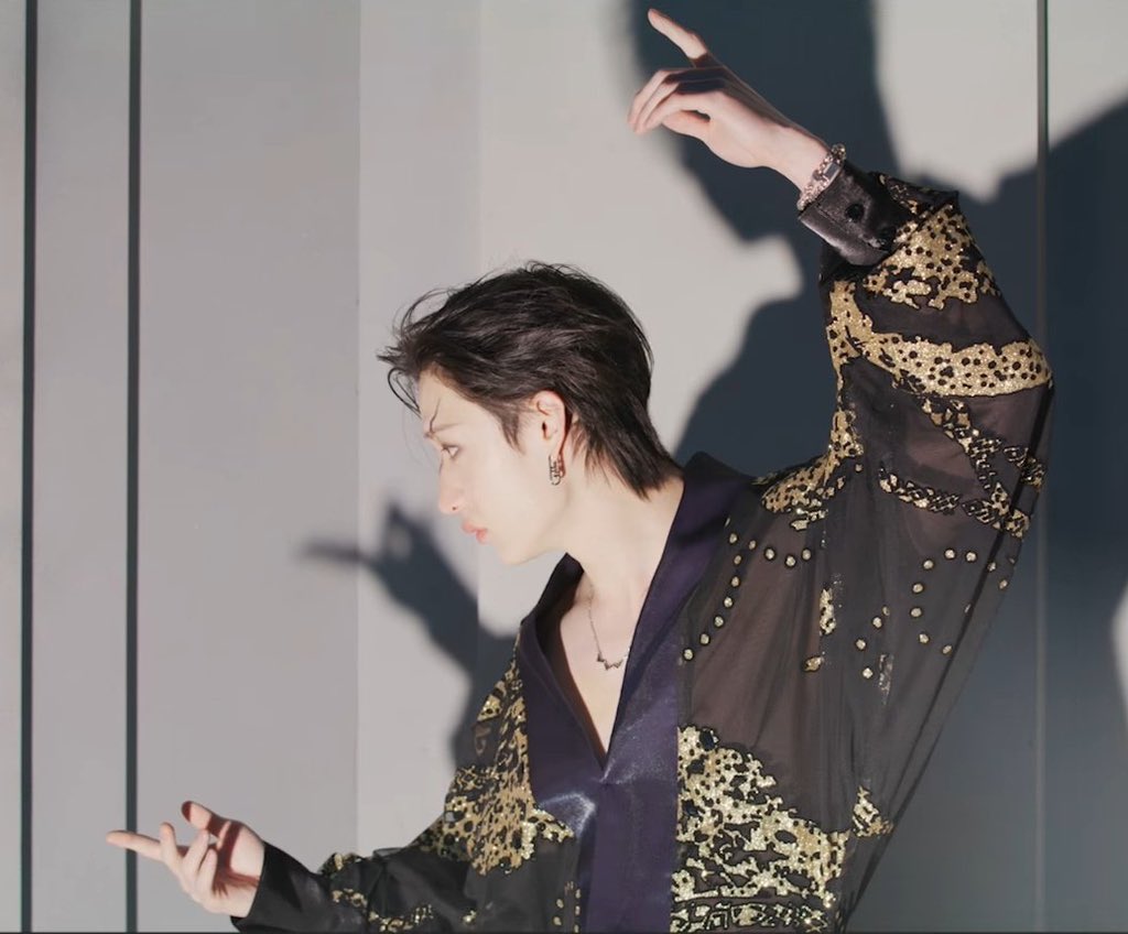 ARE WE SEEING THIS??!!??