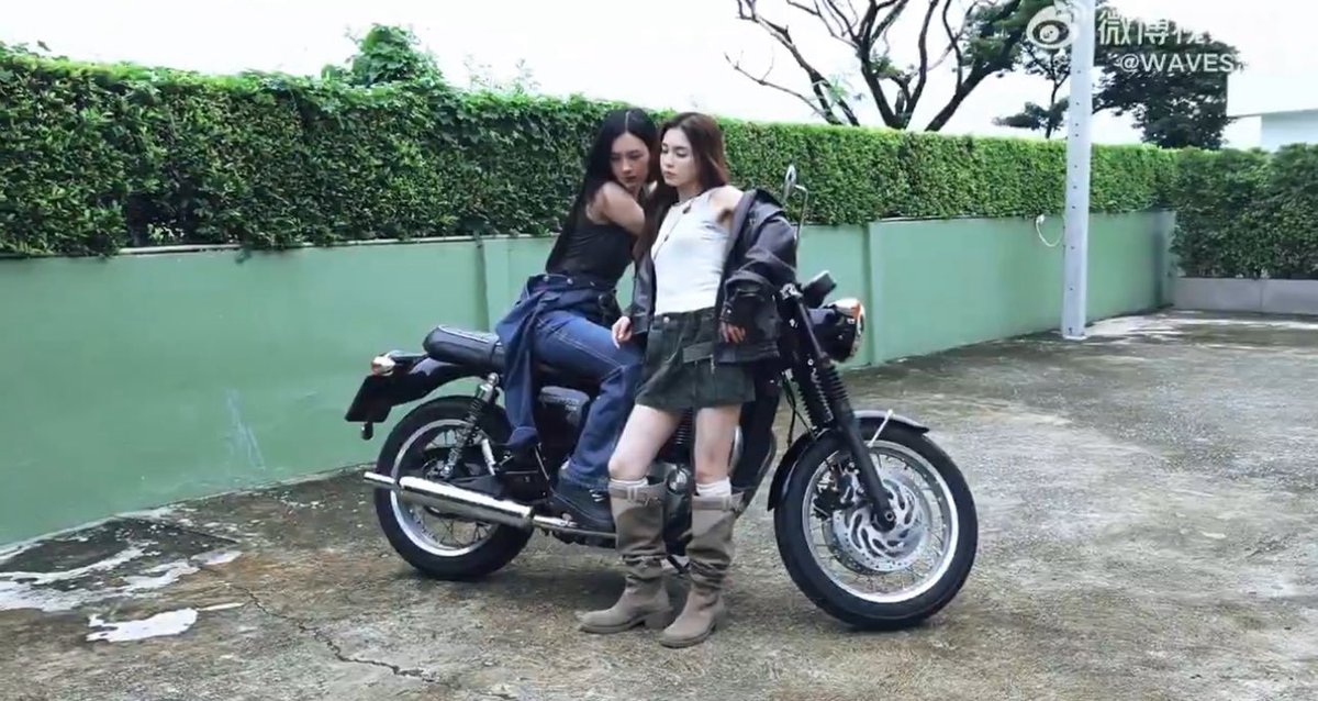 OMGG WE GOT THEM IN MOTORBIKE