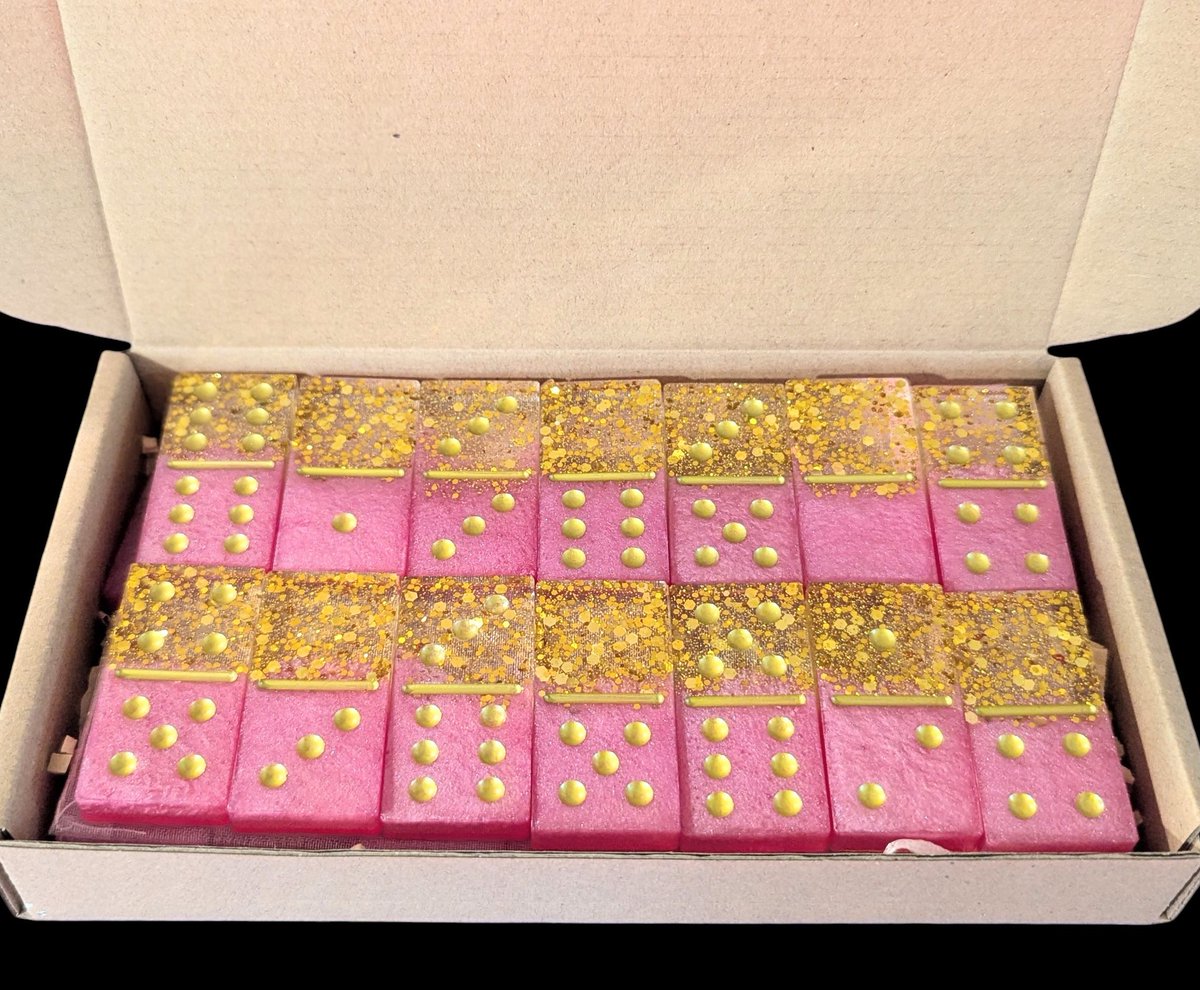 GiftsStarr's tweet photo. This might be the prettiest set so far 😍✨💖 You can get your very own custom set of dominoes here! ⬇️

https://t.co/hPsudO6gng

#StarrHandmadeGifts #CustomDominoes #Etsy https://t.co/frIDnZXEv2