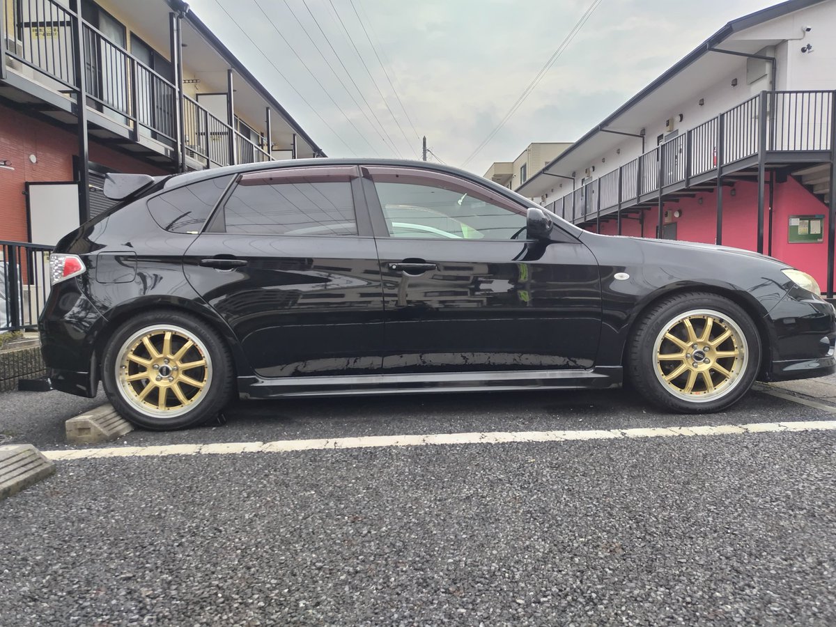 hemo00's tweet photo. 車高調入れてカッコよくなった！ https://t.co/dFfRdd82dj