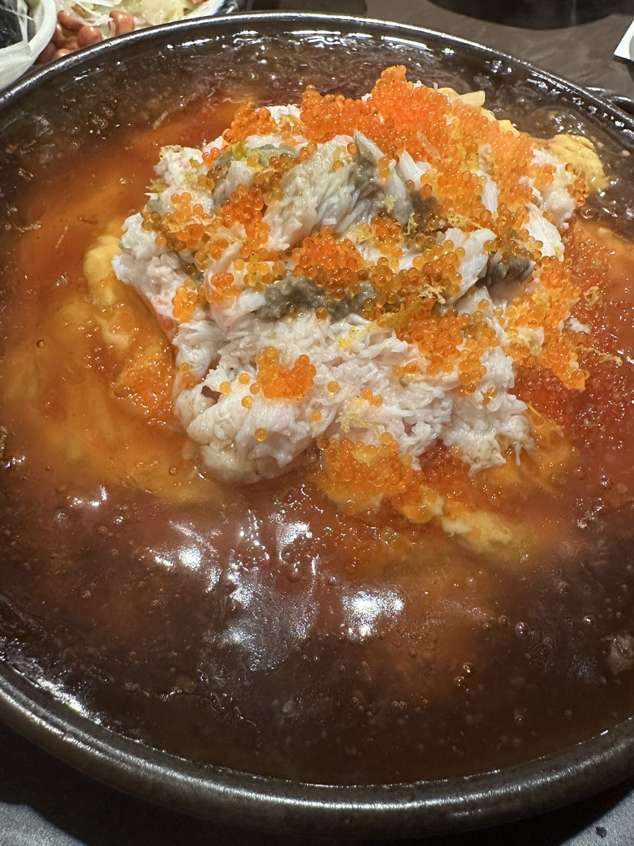 カニ玉。しかも香住蟹丸ごとのほぼ蟹。
喜んでもらいたい！というお料理人の誠実さとセンスに触れる。感嘆が止まらない
（アート関連投稿はスレッズに移行しました）