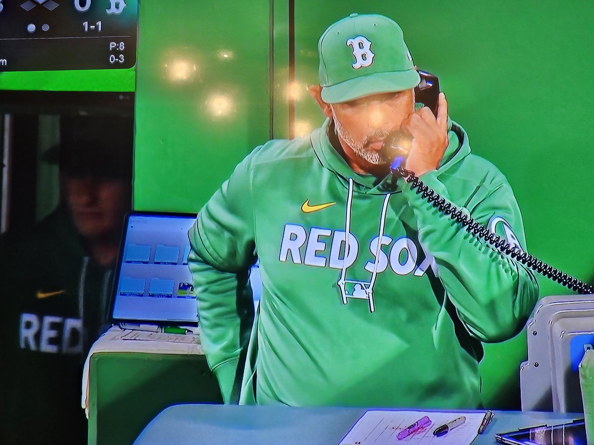 Why do phones in MLB dugouts to the bullpen have cords? Is it 1998?