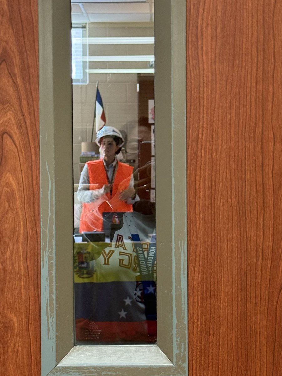 Aurora Dinstel tweet media