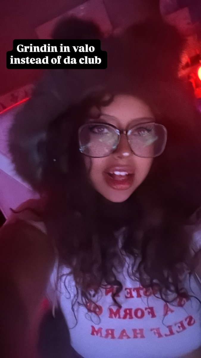 LIVE NOW!!!

twitch.tv/zhalixia