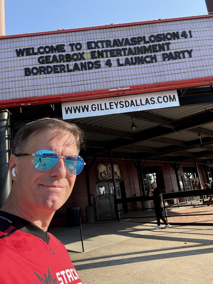 AND THERE IT IS! We are live!
<a href="/Borderlands/">Borderlands</a> and @2k donating the proceeds of this amazing art print “Portrait of Timekeeper” to <a href="/StackUpDotOrg/">Stack Up</a> and our mission of supporting #veterans mental health through gaming! 
Get your copy of the print here! 
take-two-interactive.printify.me