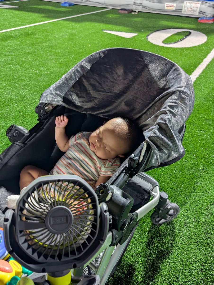 Community ❤️
#Wildcatdets #ProtectTheH #WeAreHumble #homecoming <a href="/HumbleISD_HHS/">Humble High School</a> <a href="/HumbleISD/">Humble ISD</a>