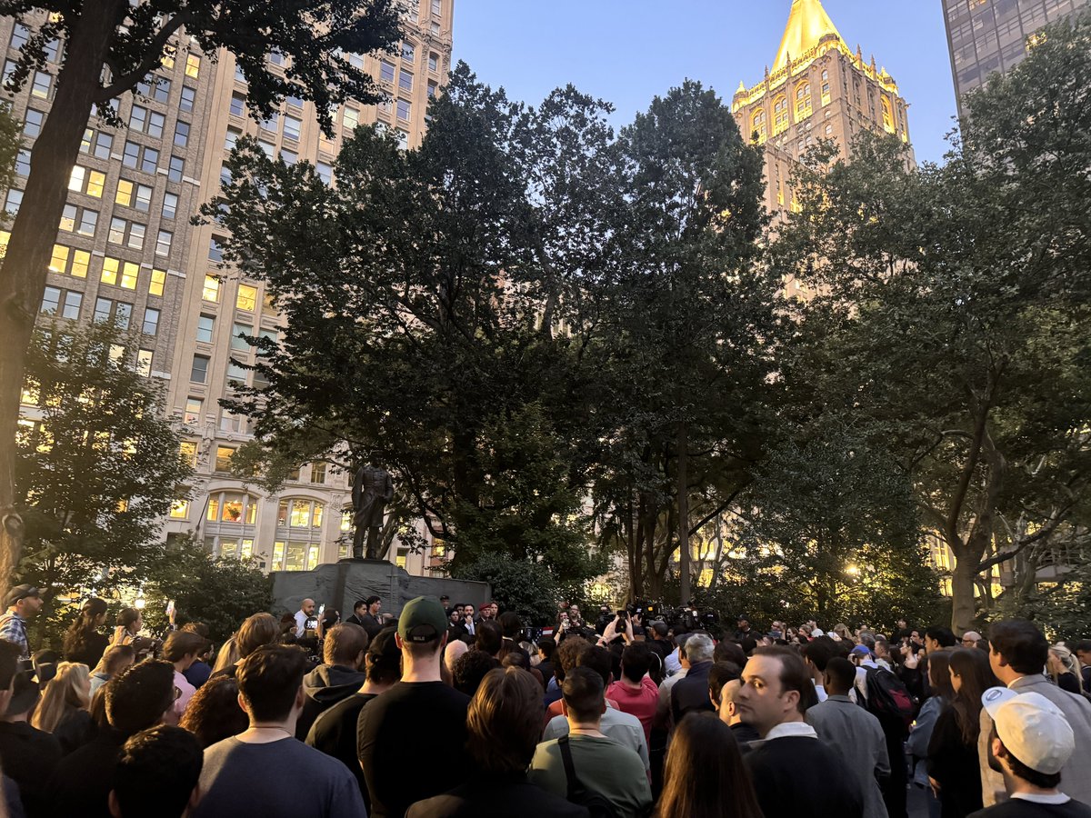 CrumblingMass's tweet image. Charlie Kirk vigil tonight in NYC - thanks @NYYRC
