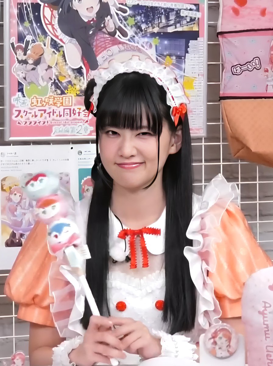 OsaChanel's tweet image. Of course I took many screenshots of the latest AiScReam program, but I forgot to publish them, here are a couple of my two loves
#大熊和奏 🧸 #大西亜玖璃 🩷