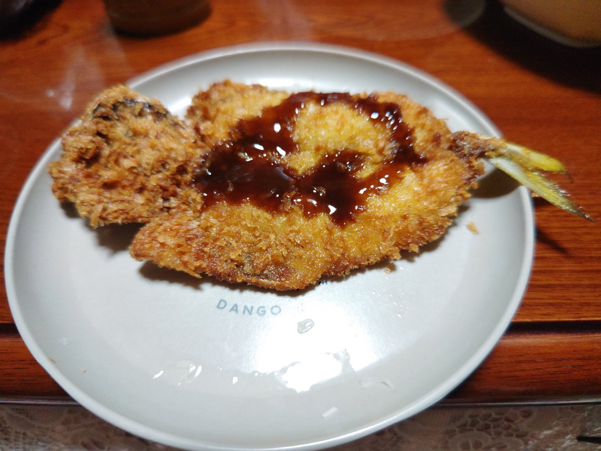 ozaki_garyu's tweet photo. 急遽久々オフショアへ
雨で釣行1時間半
アジ2、カサゴ2
アジフライ美味い🤤
#PR #リグデザイン #リグデザインメジャー #アージ #FIDELITY #PLIABLE68
#OceanRuler #クレイジグレンジキープ 1.2g #G-TEC #クロスセンシティブXSS-67ST-Pro #ロックゲームシンカー 5g #ボトムシュリンプSW #オフショア https://t.co/Lo2R6I17Yx
