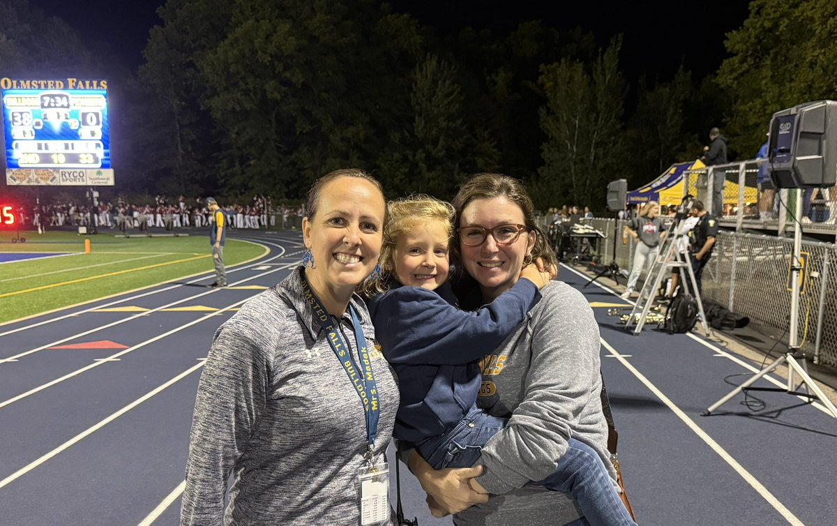 Mrs. Madak tweet media