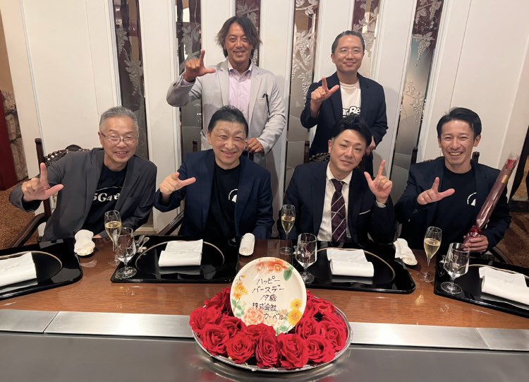 carbell_ito's tweet image. 株式会社カーベル
創業19周年、現経営陣に
お礼の食事会in #銀座うかい亭
栗の🌰スープが絶品でした♪
全員で、#大門未知子 を感じることができました。