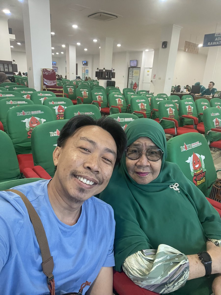 iamotion's tweet photo. Aku memohon kepada Mu Yaa Rabb..
Berikan aku waktu yang panjang untuk bisa mendampingi masa tuanya dan membahagiakannya.. https://t.co/lS11EmC0X5