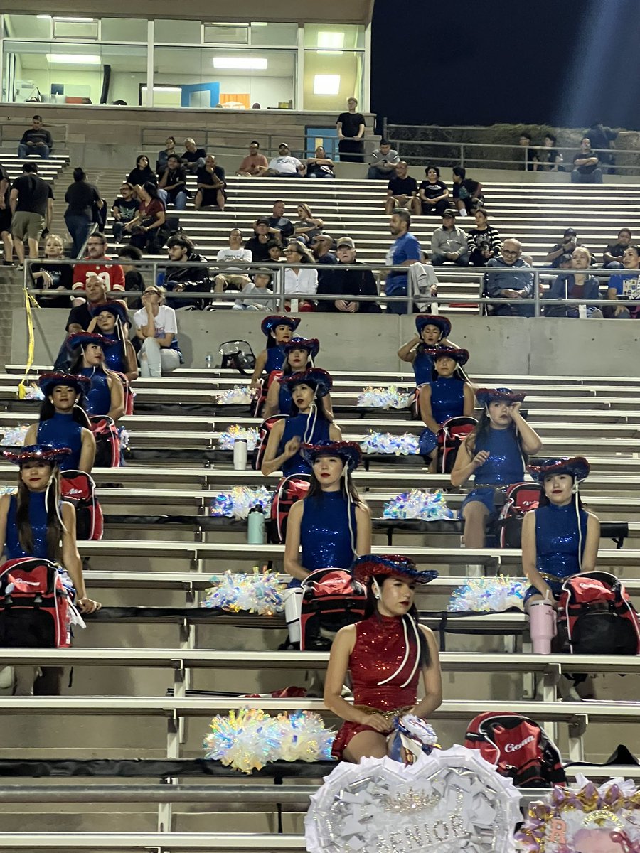 EOrtiz_AHS's tweet photo. @Americas_HS Homecoming 2025 💙❤️ https://t.co/CMiUelivko
