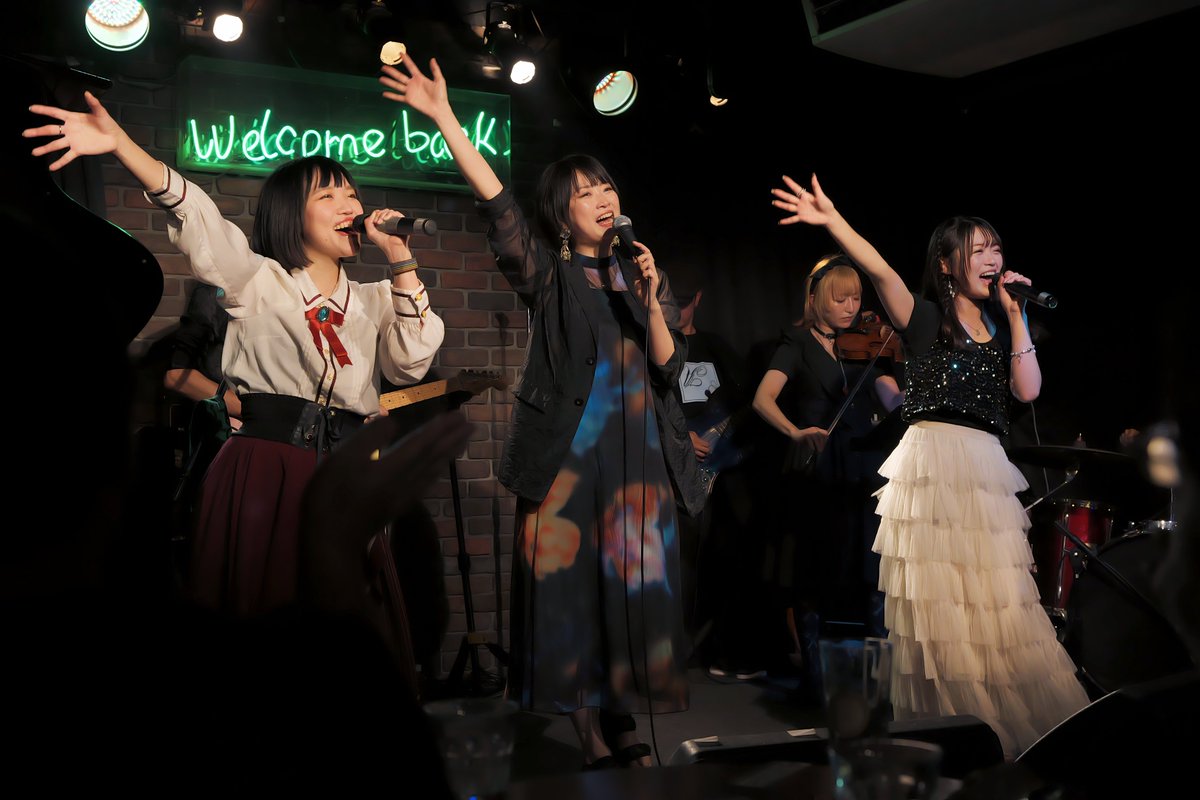 popohisa369's tweet photo. Blessed.14
武岡あや乃Birthday記念
✨バンドLIVE✨
大塚Welcomeback @Welcomebackwb 

Chewy ART
武岡あや乃 @ayano_takeoka97 
寺井智子 @tritmk
松本梨菜 @_rina_matsumoto

#Blessed14
#武岡あや乃 
#寺井智子
#松本梨菜
#ChewyART
#武岡あや乃Birthday
#大塚Welcomeback https://t.co/fPR35V1Sc9