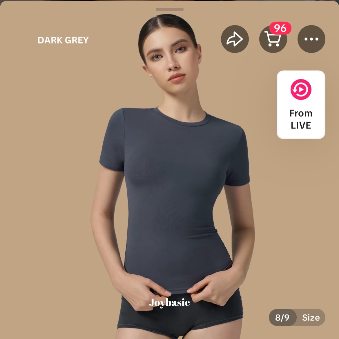 9604SY's tweet image. ada ga sih kaos model gini tp yg bahannya katun??🥺 modelnya bagus bgt tp takut bauuu😭