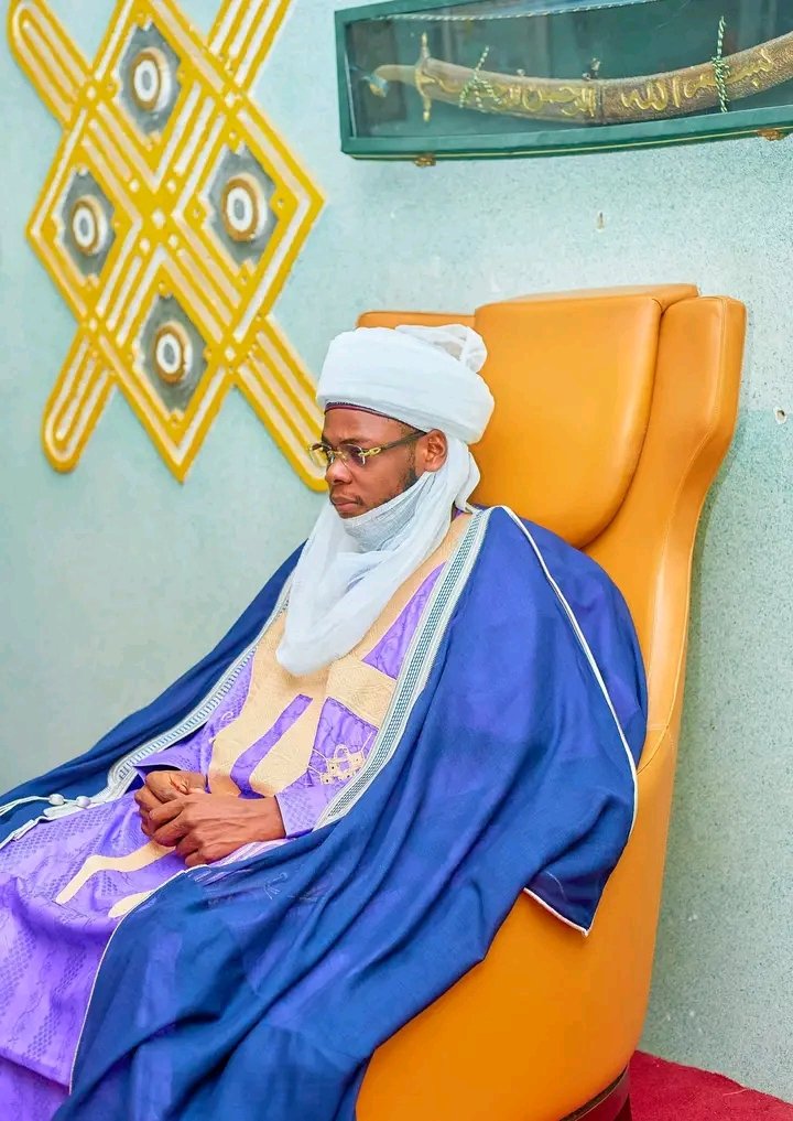 jamilbinadam4's tweet photo. da wa'azozi, da sauƙar Al-Qur'ani mai girma tare da addu'oi na neman zaman lafiyar Ƙasa.

Allah ya sakawa Jagoranmu da mafificin alheri, ya maimaita mana ya kara mana son Manzon Allah S.A.Wjja https://t.co/Eic7w44jBt