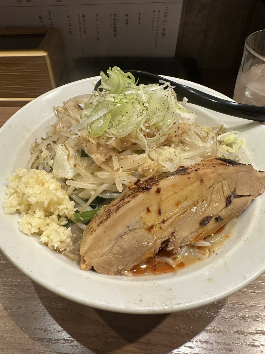 仙臺自家製麺 こいけ屋
豚タン
タンメンってあまり食べないんだけどずっと気になってたから昨晩訪問
また食べたくなる満足感でした！ご馳走様でした！