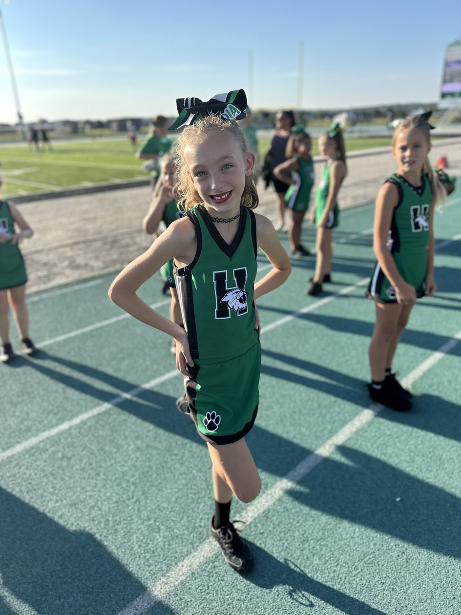 HYF night at the Varsity game tonight! 💚🖤🤍