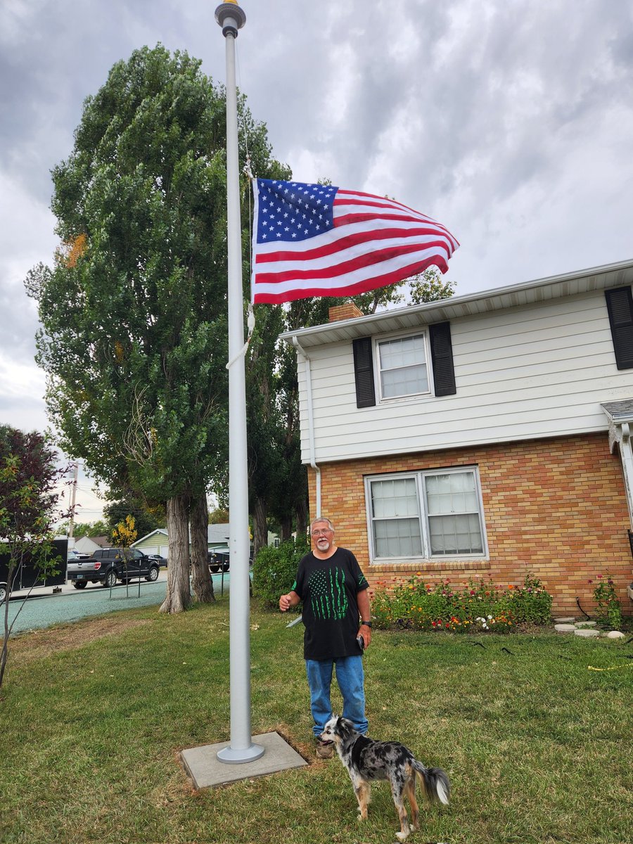 FlagPoleErector's tweet photo. @JamminLu I set this display the day Charlie died.  I was going to slow down,  not any longer https://t.co/gpislVg0MR