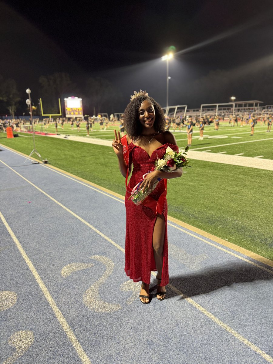 Bartlett GBB (@hoopgirlsbhs) on Twitter photo Major Congratulations to <a href="/Big_fayee/">Faye Williams</a> on winning homecoming Queen…up next?!? 🅱️🅱️Ⓜ️ #BeautyAndBaller Major Congratulations to <a href="/Big_fayee/">Faye Williams</a> on winning homecoming Queen…up next?!? 🅱️🅱️Ⓜ️ #BeautyAndBaller