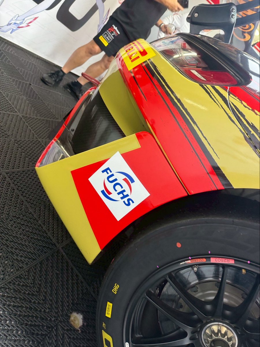 AbeFuchs's tweet image. 8月のSuperGT鈴鹿から3W
またまた鈴鹿です😄
目的は鈴鹿1000km
GSRはSPA24hに続き参戦
PONOSもSGT、WGTCに加え参戦
SUNRISEblvdもWGTCJAPAN CAPで活躍中
こちらのクルマ全てFUCHSで走ってます❗️
すごいでしょ⁉️
#FUCHS
#フックス
#fightgsr
#PONOSRACING
#SUNRISEblvd
#鈴鹿1000km
#WGTC