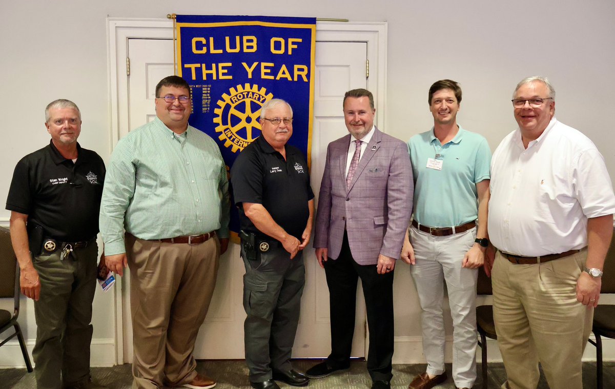 Always a productive day when we are in Middle Georgia. The day started at RiseUp signing an Opioid Abatement Settlement Trust contract awarding CSB of Middle Georgia and RiseUp a grant. I then got to speak at the Dublin Rotary Club.