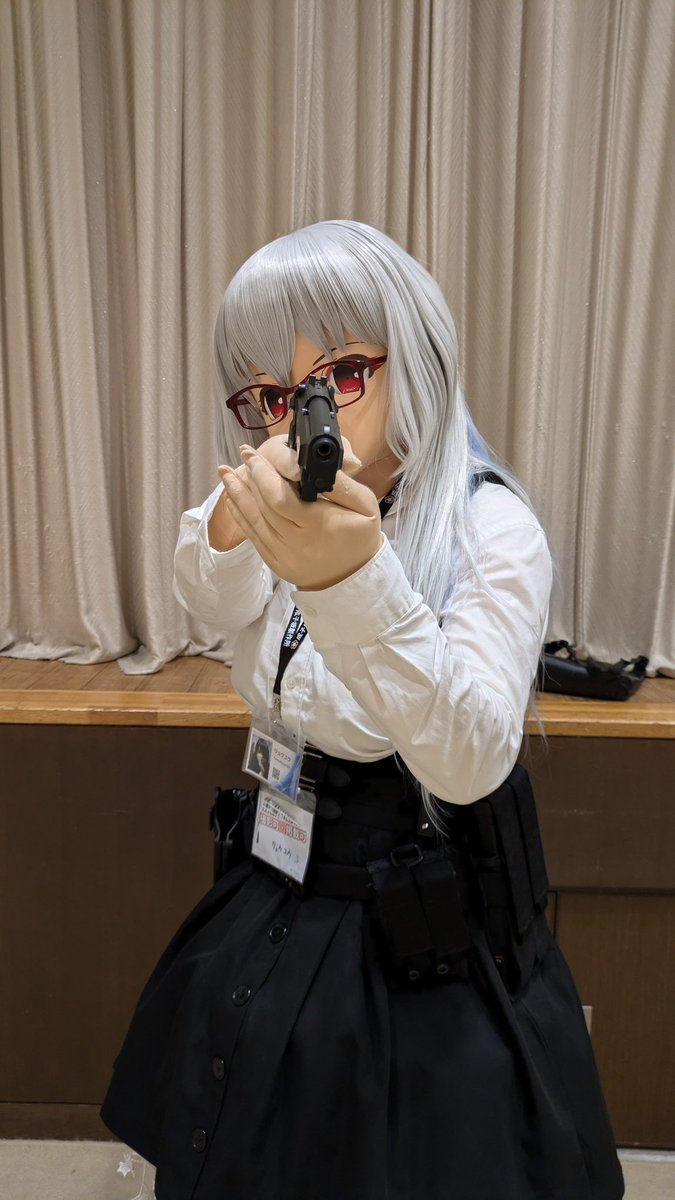 #全日本ちゃんとハンドガン構えて協会
撮ってた