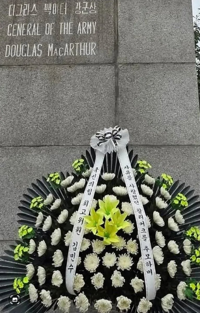 갓민수
<a href="/kim_minsoo_mate/">김민수</a>