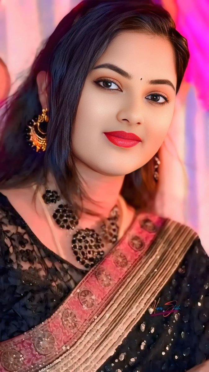 दोस्तों एक सवाल???
अगर मैं आपकी पड़ोसन होती तो.......🤪