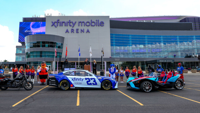 Broad Street looks great in purple! #IWorkForComcast comca.st/46dEsak