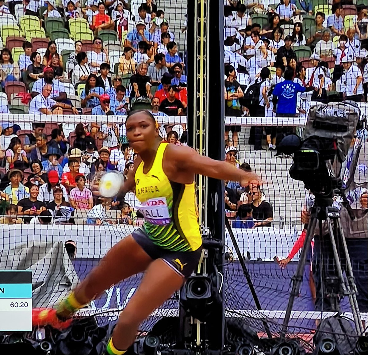HISTORY MADE 😤‼️

Samantha Hall 🇯🇲 launches the discus to 63.32m, becoming the first Jamaican woman in history to qualify for the final at the World Championships!!!

#WorldAthleticsChamps