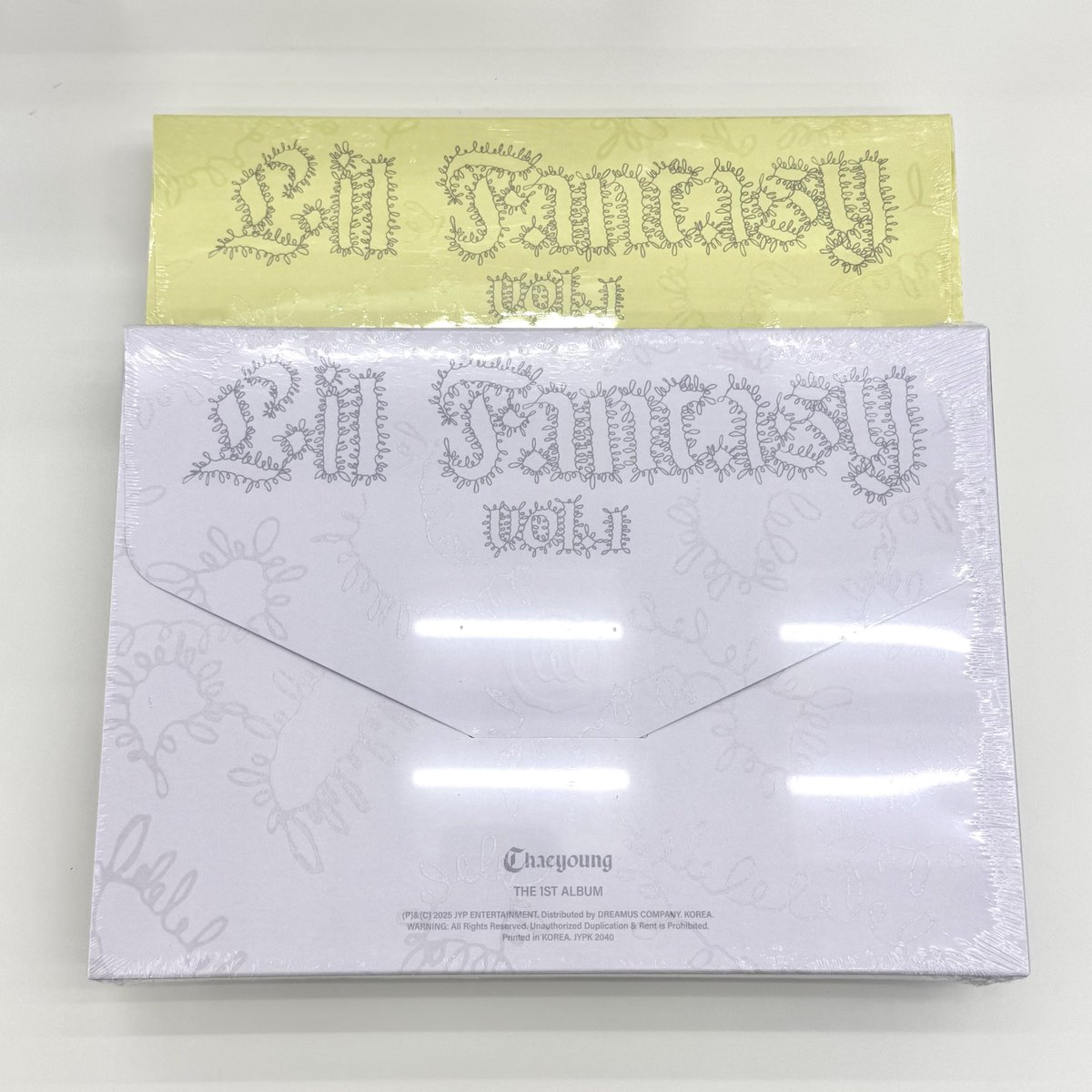 palette_md's tweet photo. 💿 K⭑POP PALETTE #CHAEYOUNG 입고 안내

CHAEYOUNG - THE FIRST ALBUM "LIL FANTASY vol.1"

K⭑POP PALETTE 명동에서 만나보세요 ✨

📍 서울특별시 중구 명동6길 25
☎️ 02-318-3723

#TWICE #트와이스 
#CHAEYOUNG #채영
#LIL_FANTASY_vol1 
#KPOPPALETTE 
#KPOP https://t.co/jQjJ65QEca