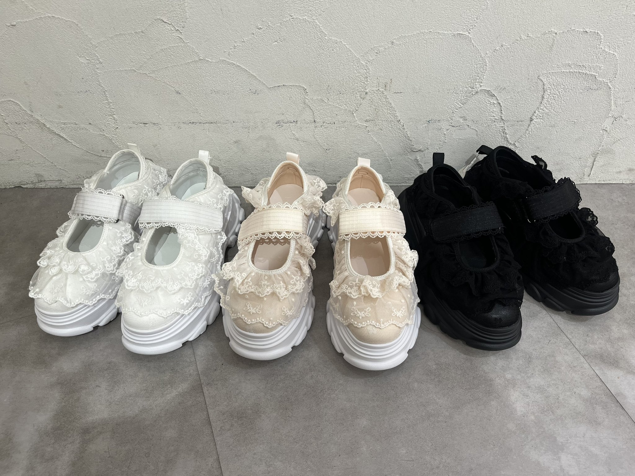 靴 merry jenny frill strap sneakers frill strap sneakers（スニーカー）｜merry jenny（メリー